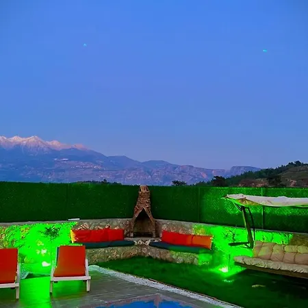 Hidden Paradise Garden * 费特希耶