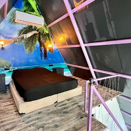 Hidden Paradise Garden * 费特希耶