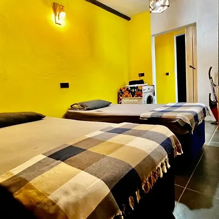 Hidden Paradise Garden ヴィラ フェティエ