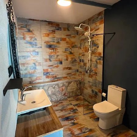 Hidden Paradise Garden *