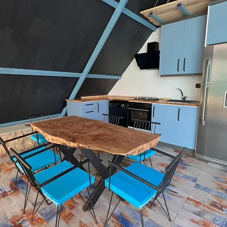 Hidden Paradise Garden ヴィラ フェティエ