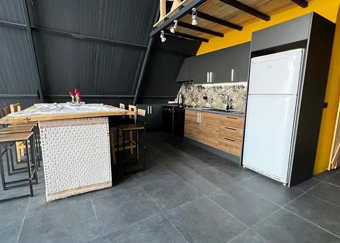 Hidden Paradise Garden *