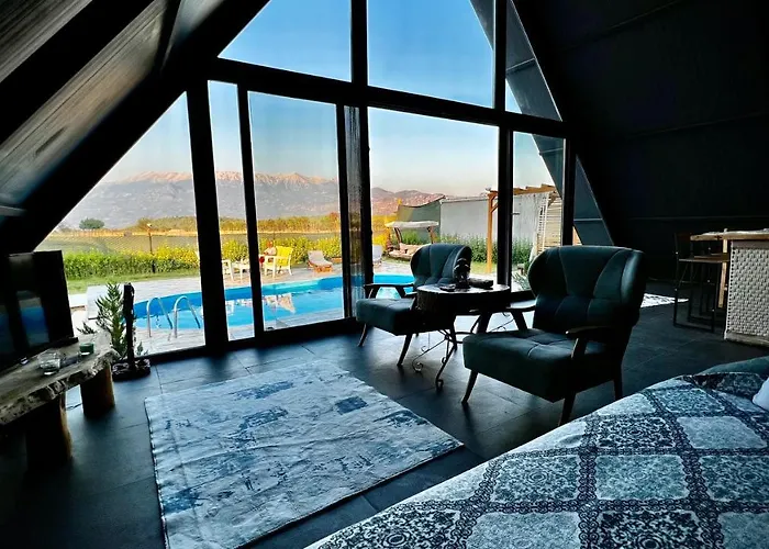 Hidden Paradise Garden