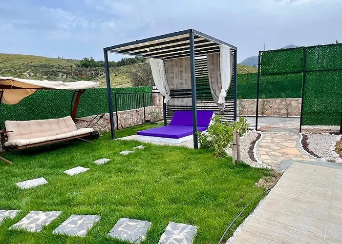 Hidden Paradise Garden